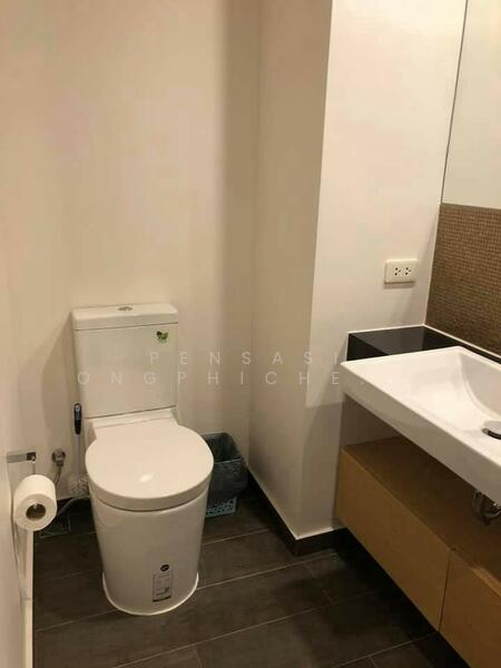 The Lofts Ekkamai, Bangkok, 1415 Sukhumvit Road, Phra Kanong Nua, Watthana, Bangkok, 1 Bedroom, 45 sqm, Condo For Rent, by Pensasi Ongphichetmetha, 500099651 - DDproperty.com