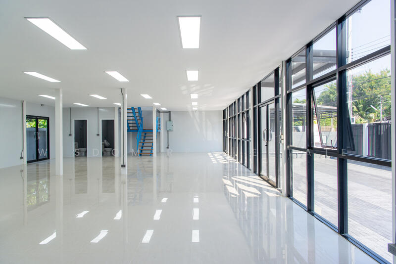 For Sale - Office Building with Warehouse Soi Punnawithi 29, Sukhumvit 101, Bangkok