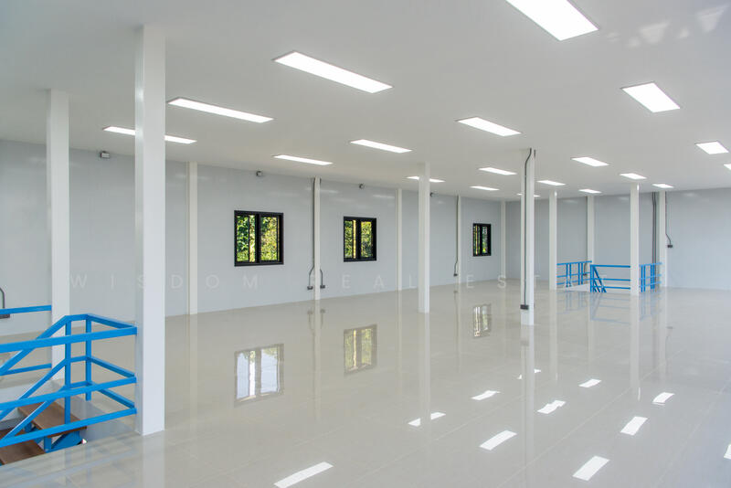 For Sale - Office Building with Warehouse Soi Punnawithi 29, Sukhumvit 101, Bangkok