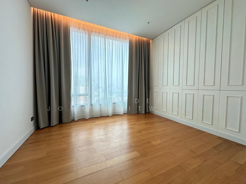 For Rent - Sindhorn Residence, Bangkok
