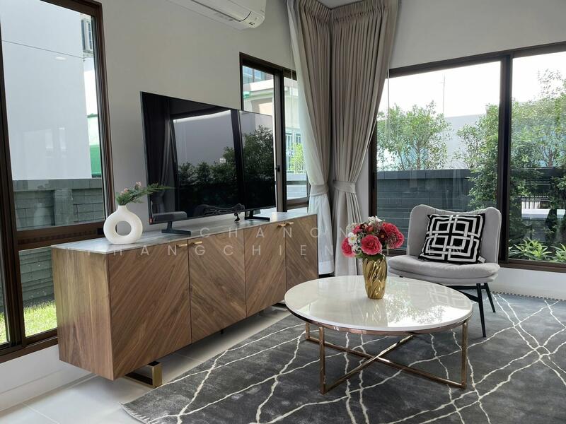 Burasiri Krungthep Kreetha, Bangkok, 95 Soi Pracha Ruam Chai, Hua Mak, Bang Kapi, Bangkok, 4 Bedrooms, 238 sqm, Single Detached House For Rent, by Chanon Phangchienghien, 500099928 - DDproperty.com