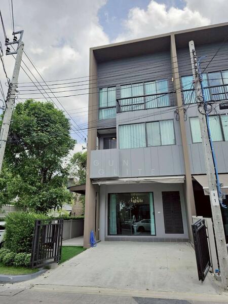 Baan Klang Muang Rama 9-Krungthep Kreetha, Bangkok, Soi Kanchanaphisek 23, Saphan Sung, Saphan Sung, Bangkok, 3 Bedrooms, 152 sqm, Townhouse For Rent, by Gun Henglite , 500100132 - DDproperty.com