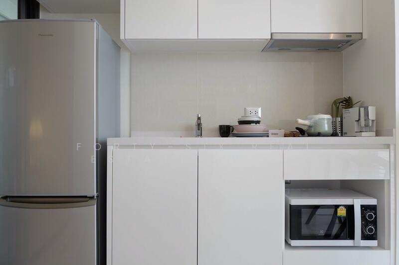 Rhythm Sukhumvit 42, Bangkok, Soi Sukhumvit 42, Sukhumvit Road, Phra Kanong, Khlong Toei, Bangkok, 1 Bedroom, 46 sqm, Condo For Sale, by Forty-Six Real Estate Group, 500100403 - DDproperty.com