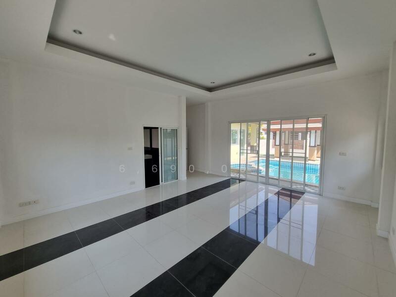 ขายวิลล่าพร้อมสระว่ายน้ำ 3 ห้องนอน ในห้วยใหญ่, ชลบุรี, ห้วยใหญ่, บางละมุง, ชลบุรี, 250 ตร.ม., บ้านเดี่ยว ขาย, โดย 6,690,000, 500100498 - DDproperty.com