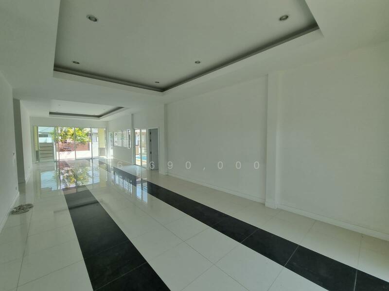 ขายวิลล่าพร้อมสระว่ายน้ำ 3 ห้องนอน ในห้วยใหญ่, ชลบุรี, ห้วยใหญ่, บางละมุง, ชลบุรี, 250 ตร.ม., บ้านเดี่ยว ขาย, โดย 6,690,000, 500100498 - DDproperty.com