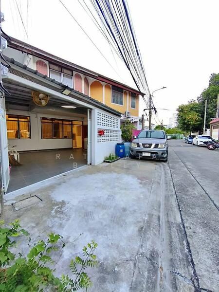 For Rent - 2-BR Townhouse, Bangkok