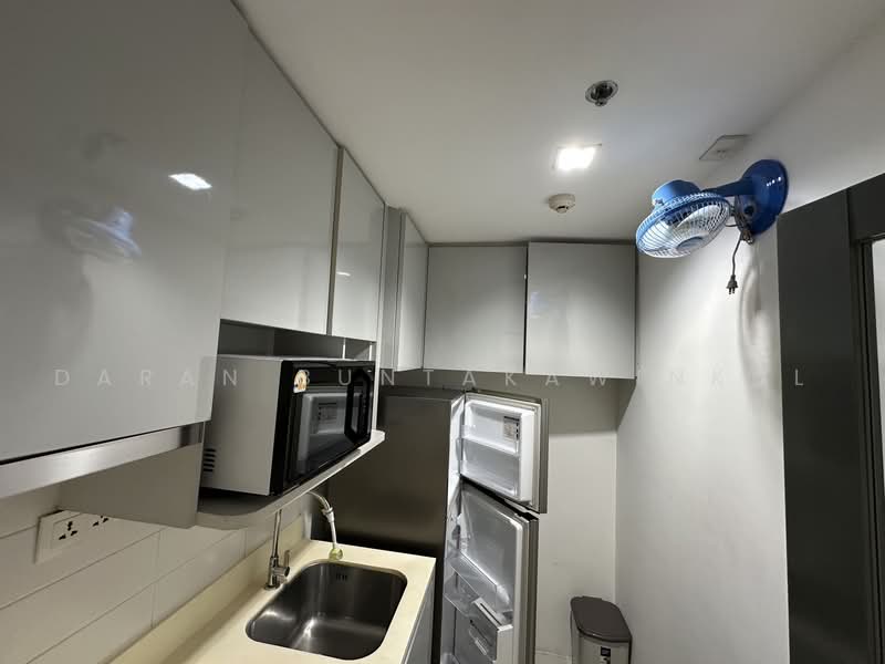 IDEO MOBI Sukhumvit 81, Bangkok, 2097 Sukhumvit Road, Bang Chak, Phra Khanong, Bangkok, 2 Bedrooms, 56 sqm, Condo For Rent, by Daran Buntakawinkul, 500100659 - DDproperty.com