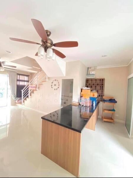 ให้เช่า - Baan Klang Muang Rama 3-Rat Burana : ทาวน์โฮม บ้านกลางเมือง พระราม 3-ราษฎร์บูรณะ, กรุงเทพ