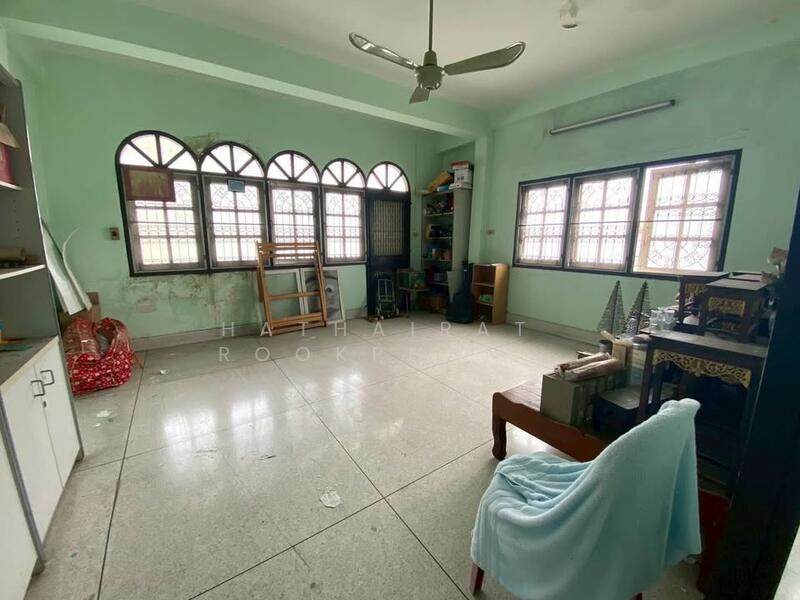 ขาย - ทาวน์เฮ้าส์ 4-ห้องนอน, กรุงเทพ