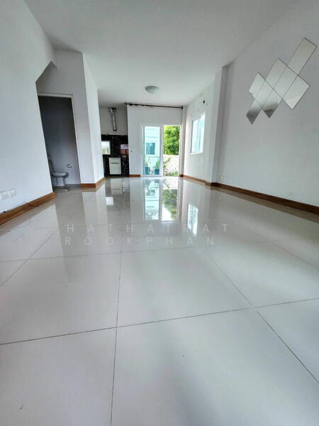 ทาวน์เฮาท์ 3-ห้องนอน, กรุงเทพ, ท่าแร้ง, บางเขน, กรุงเทพ, 170 ตร.ม., ทาวน์เฮ้าส์ ขาย, โดย Hathairat Rookphan , 500100840 - DDproperty.com