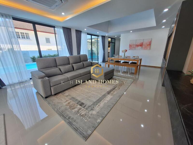 ขาย - วิลล่าพร้อมสระว่ายน้ำส่วนตัว ใกล้โรงเรียนนานาชาติ BCIS และตลาดวิลล่าฉลอง ภูเก็ต, ภูเก็ต