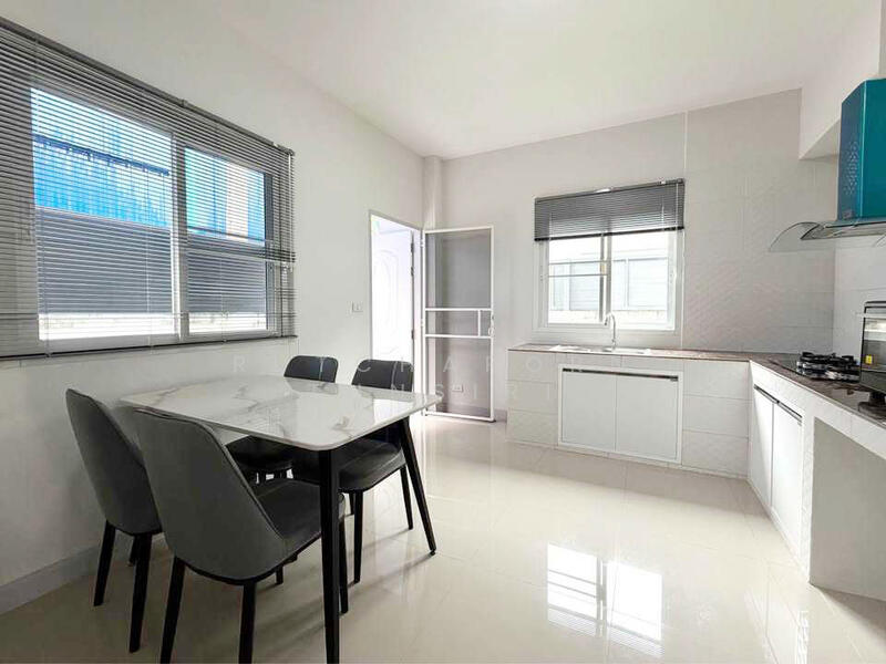 ให้เช่า - บ้านให้เช่าเดือนละ 16,000 บาท ใกล้รร.นานาชาติเกรซเพียง 5 นาที No.16H015, เชียงใหม่