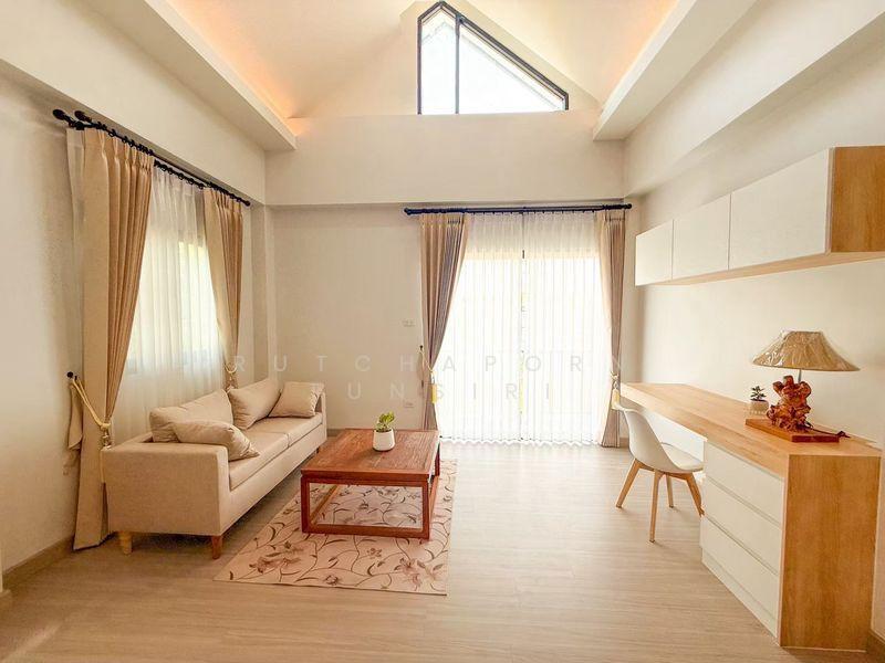 ให้เช่า - บ้านสวยให้เช่าเดือนละ 38,000 บาท ใกล้บิ๊กซีแม่เหียะเพียง 10 นาที No.9H981, เชียงใหม่