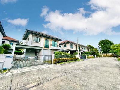 ขาย - Life Bangkok Boulevard Ramintra 65 : ไลฟ์ บางกอก บูเลอวาร์ด รามอินทรา 65, กรุงเทพ