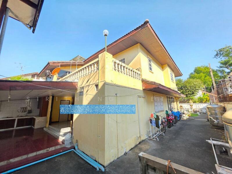 ขาย - ขายที่ดินพร้อมอาคารหอพัก และบ้านเดี่ยว ถนนดินสอ เสาชิงช้า เขตพระนคร อยู่หลังร้านมนต์นมสด, กรุงเทพ