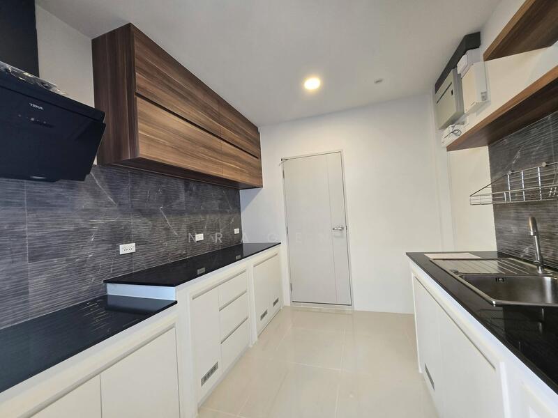 Centro Bangna, Samut Prakan, 111 Soi 3, Bang Kaeo, Bang Plee, Samut Prakan, 4 Bedrooms, 300 sqm, Single Detached House For Sale, by NRagent, 500102067 - DDproperty.com