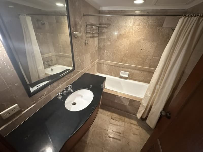 Sailom Suite, Bangkok, 141 Sana Nikhom 1 Soi 12, Chan Kasem, Chatuchak, Bangkok, 1 Bedroom, 35 sqm, Condo For Sale, by สรวีย์ ศรีพรอำไพ, 500102077 - DDproperty.com
