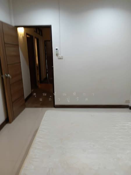 Vela De Condo UTCC-Vipawadee 2, Bangkok, Vibhavadi Rangsit 2 Road, Din Daeng, Din Daeng, Bangkok, 3 Bedrooms, 220 sqm, Townhouse For Rent, by ทัณฑิกา แก้วปู่วัด, 500102109 - DDproperty.com