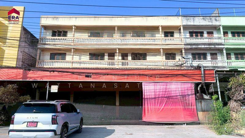 ขาย - ขาย อาคารพาณิชย์ 4 คูหา ติดถนนสุวินทวงศ์ (304) ฉะเชิงเทรา, ฉะเชิงเทรา