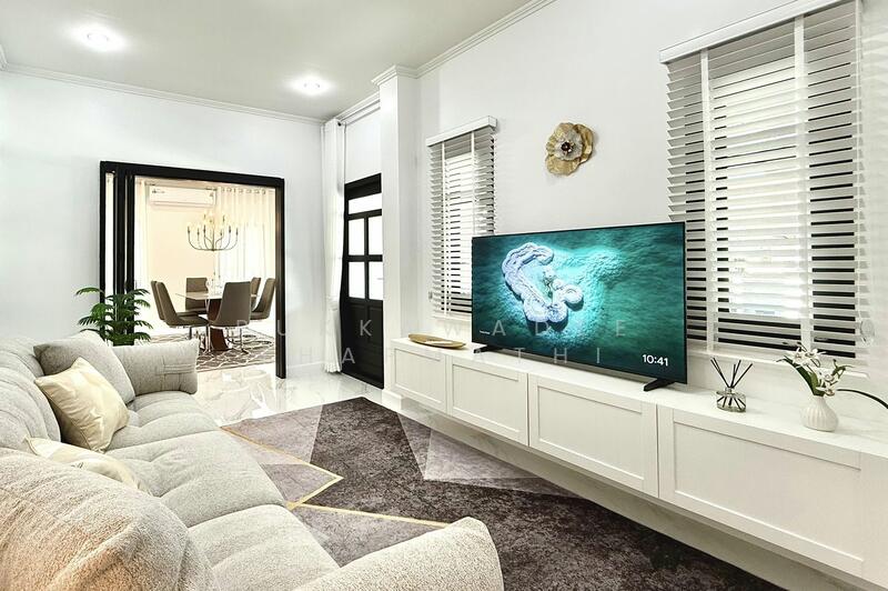 Fully Furnished Pool Villa for Sale Near Jomtien Beach, Pattaya, Chon Buri (Pattaya), ชัยพฤกษ์ 2, Bang Lamung, Bang Lamung (Pattaya), Chon Buri (Pattaya), 3 Bedrooms, 250 sqm, Villa For Sale, by Pukkawadee Thapmathi, 500102367 - DDproperty.com