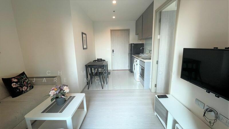 Rhythm Sukhumvit 36-38, Bangkok, 55 Soi Sukhumvit 36, Sukhumvit Road, Phra Kanong, Khlong Toei, Bangkok, 1 Bedroom, 34 sqm, Condo For Rent, by Chompoopraow Jarernchaimondtree, 500102630 - DDproperty.com