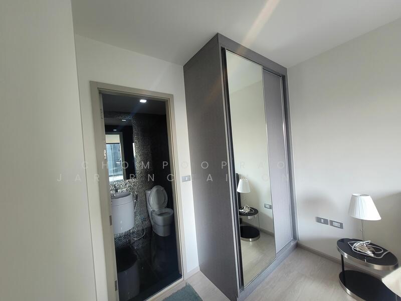 Rhythm Sukhumvit 36-38, Bangkok, 55 Soi Sukhumvit 36, Sukhumvit Road, Phra Kanong, Khlong Toei, Bangkok, 1 Bedroom, 34 sqm, Condo For Rent, by Chompoopraow Jarernchaimondtree, 500102630 - DDproperty.com