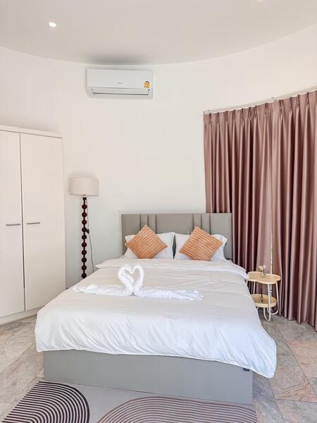โอกาสทำเงิน เดือนละ 200,000 บาท !!! ขาย Pool Villa ใหญ่ แต่งสวย ครบ ไร่เศษ กลางพัทยา เหมาะทำรายวัน, Chon Buri (Pattaya), Nong Pla Lai, Bang Lamung (Pattaya), Chon Buri (Pattaya), 7 Bedrooms, 600 sqm, Single Detached House For Sale, by คุณหมู, 500102908 - DDproperty.com