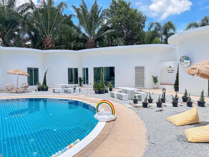 โอกาสทำเงิน เดือนละ 200,000 บาท !!! ขาย Pool Villa ใหญ่ แต่งสวย ครบ ไร่เศษ กลางพัทยา เหมาะทำรายวัน, ชลบุรี, หนองปลาไหล, บางละมุง, ชลบุรี, 600 ตร.ม., บ้านเดี่ยว ขาย, โดย คุณหมู, 500102908 - DDproperty.com
