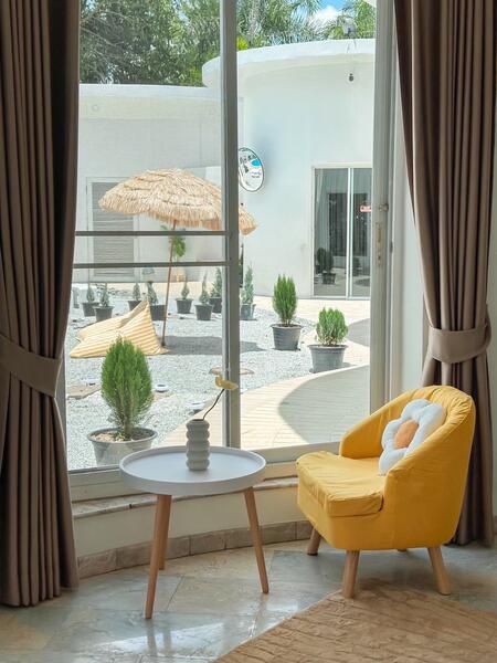โอกาสทำเงิน เดือนละ 200,000 บาท !!! ขาย Pool Villa ใหญ่ แต่งสวย ครบ ไร่เศษ กลางพัทยา เหมาะทำรายวัน, Chon Buri (Pattaya), Nong Pla Lai, Bang Lamung (Pattaya), Chon Buri (Pattaya), 7 Bedrooms, 600 sqm, Single Detached House For Sale, by คุณหมู, 500102908 - DDproperty.com