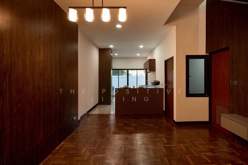 ให้เช่า - ทาวน์โฮม 4 ชั้น ในการโครงการ บ้านใหม่ บิ้วท์อินสวย, เชียงใหม่