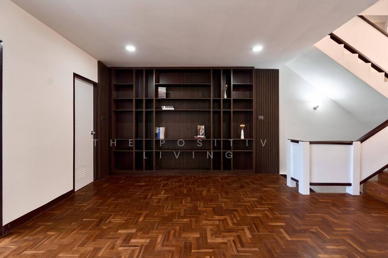 ให้เช่า - ทาวน์โฮม 4 ชั้น ในการโครงการ บ้านใหม่ บิ้วท์อินสวย, เชียงใหม่