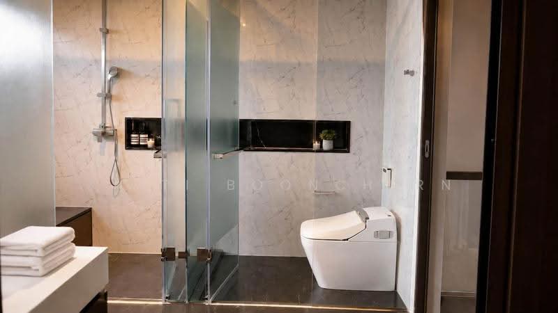 Landmark Ekamai-Ramindra, Bangkok, Sukhonthasawat Road, Lat Phrao, Bangkok, 3 Bedrooms, 224 sqm, Townhouse For Rent, by Thiti Boonchurn, 500103083 - DDproperty.com