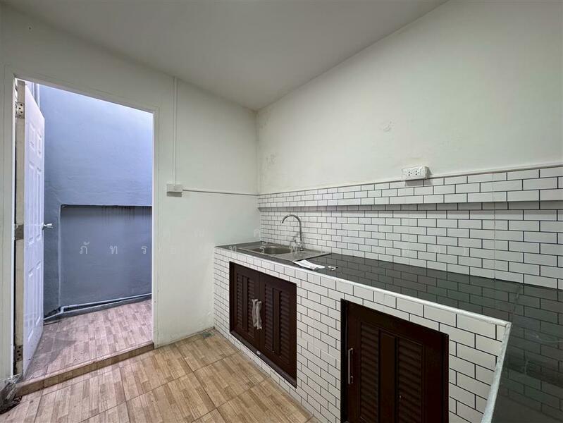 ขาย - Baan Sirarom Lam Luk Ka Klong 4 : บ้านสิรารมย์ ลำลูกกา คลอง 4, ปทุมธานี