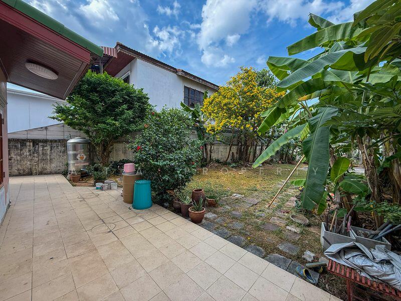 หมู่บ้านคลาสสิคโฮม ศรีราชา, Chon Buri (Pattaya), ไร่กล้วย, Surasak, Si Racha, Chon Buri (Pattaya), 4 Bedrooms, 250 sqm, Single Detached House For Sale, by A.T.A. Property, 500103388 - DDproperty.com