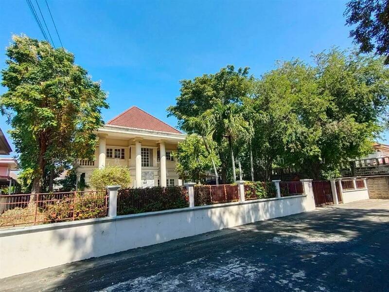 หมู่บ้านอมรชัย 3 ซอยบรมราชชนนี 72, Bangkok, Sala Thammasop, Thawi Watthana, Bangkok, 4 Bedrooms, 700 sqm, Single Detached House For Sale, by คุณ อานนท์ บุญกรม (เซฟ), 500103818 - DDproperty.com