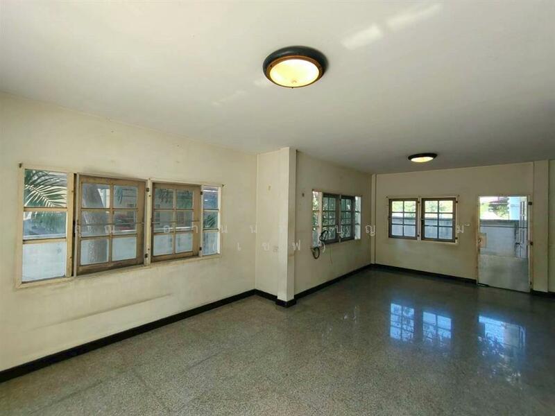 หมู่บ้านอมรชัย 3 ซอยบรมราชชนนี 72, Bangkok, Sala Thammasop, Thawi Watthana, Bangkok, 4 Bedrooms, 700 sqm, Single Detached House For Sale, by คุณ อานนท์ บุญกรม (เซฟ), 500103818 - DDproperty.com