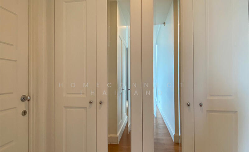 Royce Private Residences, Bangkok, 61 Soi Sukhumvit 31, Khlongtoei Nua, Watthana, Bangkok, 2 Bedrooms, 112 sqm, Condo For Rent, by HomeConnect Thailand, 500104128 - DDproperty.com