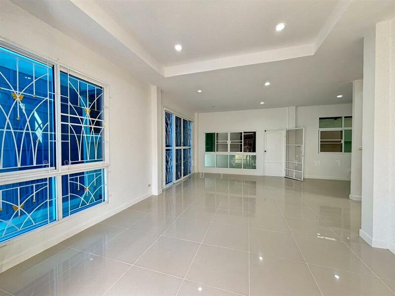 พัฒนาสิริ เดอะไพร์ด คลองสามวา-ถนนเลียบคลองสอง, Bangkok, Bang Chun, Khlong Sam Wa, Bangkok, 3 Bedrooms, 200 sqm, Single Detached House For Sale, by คุณ พรทิพย์ จันทร์หา (ปุ๋ย), 500104246 - DDproperty.com