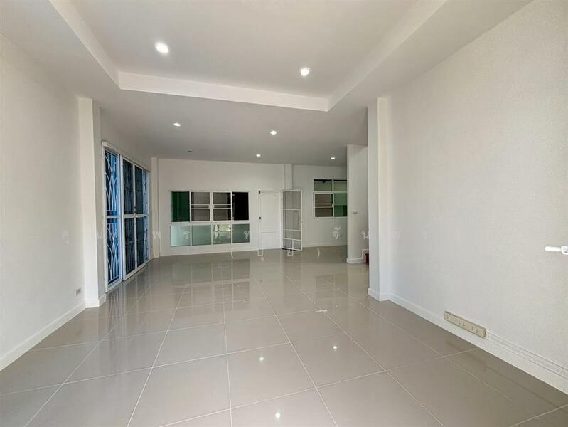 พัฒนาสิริ เดอะไพร์ด คลองสามวา-ถนนเลียบคลองสอง, Bangkok, Bang Chun, Khlong Sam Wa, Bangkok, 3 Bedrooms, 200 sqm, Single Detached House For Sale, by คุณ พรทิพย์ จันทร์หา (ปุ๋ย), 500104246 - DDproperty.com