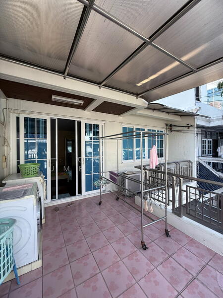 For Sale - 4-BR Townhouse, Bangkok