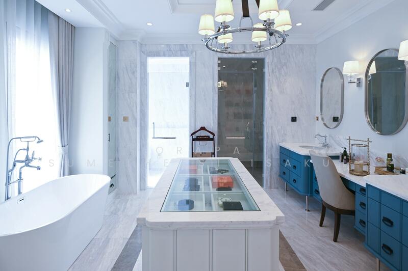 For Sale - 4-BR Villa, Bangkok