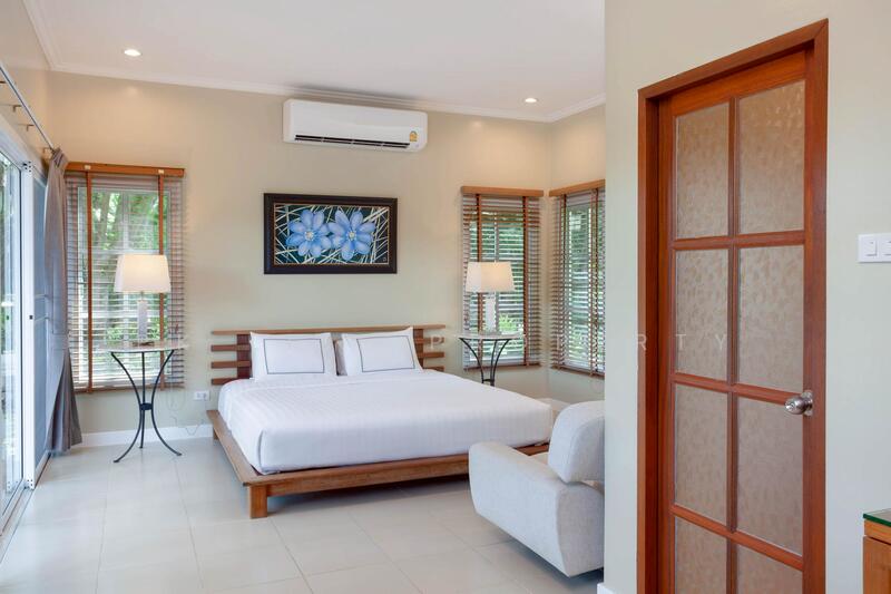 7R0987 This house for rent 4 bedroom 4 bathroom 150,000/month at rawai hae, Phuket, Rawai, Muang Phuket, Phuket, 4 Bedrooms, 150 sqm, Single Detached House For Rent, by PK LIFE Property, 500104401 - DDproperty.com
