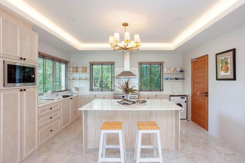 7R0988 Pool villa for rent 4 bedroom 4 bathroom 550,000/month at rawai have fully furnished, Phuket, Rawai, Muang Phuket, Phuket, 4 Bedrooms, 300 sqm, Villa For Rent, by PK LIFE Property, 500104505 - DDproperty.com