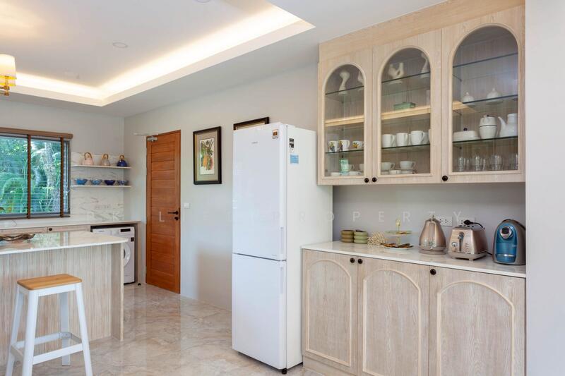 7R0988 Pool villa for rent 4 bedroom 4 bathroom 550,000/month at rawai have fully furnished, Phuket, Rawai, Muang Phuket, Phuket, 4 Bedrooms, 300 sqm, Villa For Rent, by PK LIFE Property, 500104505 - DDproperty.com