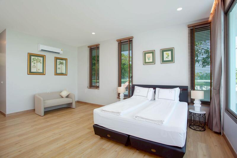 7R0988 Pool villa for rent 4 bedroom 4 bathroom 550,000/month at rawai have fully furnished, Phuket, Rawai, Muang Phuket, Phuket, 4 Bedrooms, 300 sqm, Villa For Rent, by PK LIFE Property, 500104505 - DDproperty.com