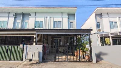 ขาย - Gusto Town Home Petkasem - Thaweewattana : กัสโต้ ทาวน์โฮม เพชรเกษม - ทวีวัฒนา, กรุงเทพ
