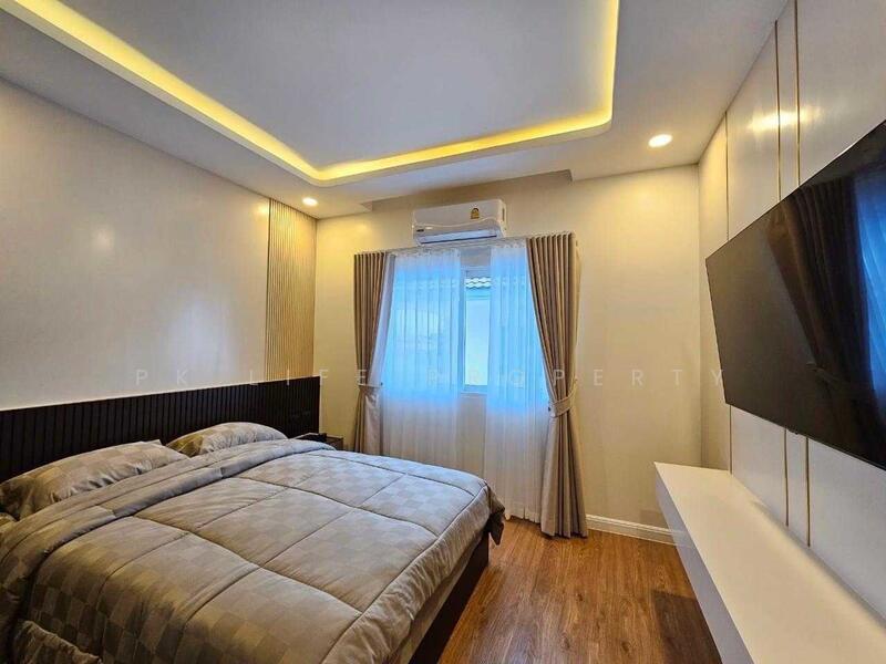 ให้เช่า - 10R0516 Pool villa for rent 4 bedroom 4 bathroom 120,000/month at muang have fully furnished, ภูเก็ต