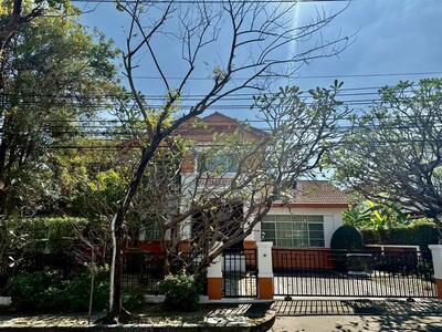 ขาย - Mantana Onnut-Wongwaen : มัณฑนา อ่อนนุช-วงแหวน, กรุงเทพ