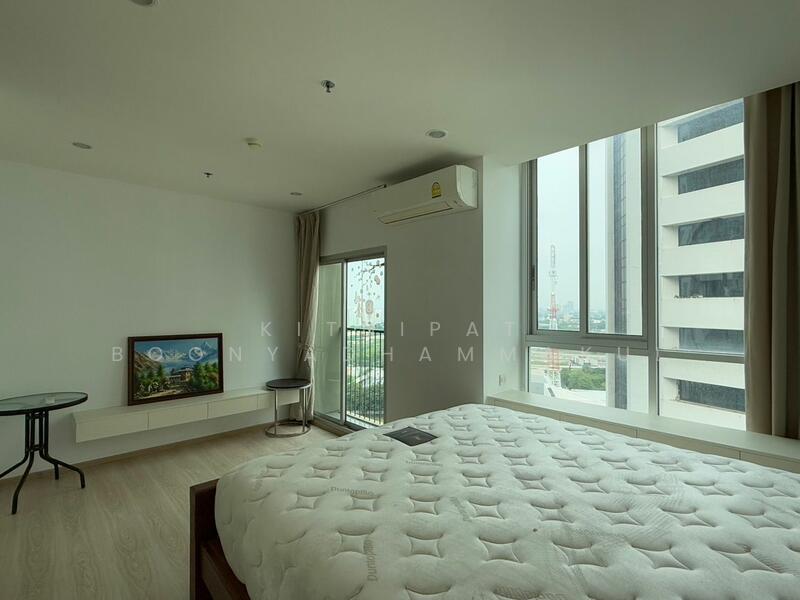 Noble Revolve Ratchada 2, Bangkok, 70 Soi Ratchadaphisek 10, Ratchadaphisek Road, Huai Khwang, Huai Khwang, Bangkok, 2 Bedrooms, 53 sqm, Condo For Rent, by Kitnipat Boonyadhammakul, 500104711 - DDproperty.com