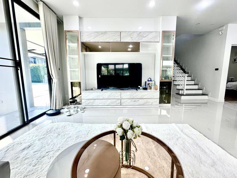 Setthasiri-Krungthep Kreetha 2, Bangkok, Krungthep Kreetha Road, Hua Mak, Bang Kapi, Bangkok, 5 Bedrooms, 300 sqm, Single Detached House For Rent, by NTG Property House Co.,Ltd., 500105062 - DDproperty.com